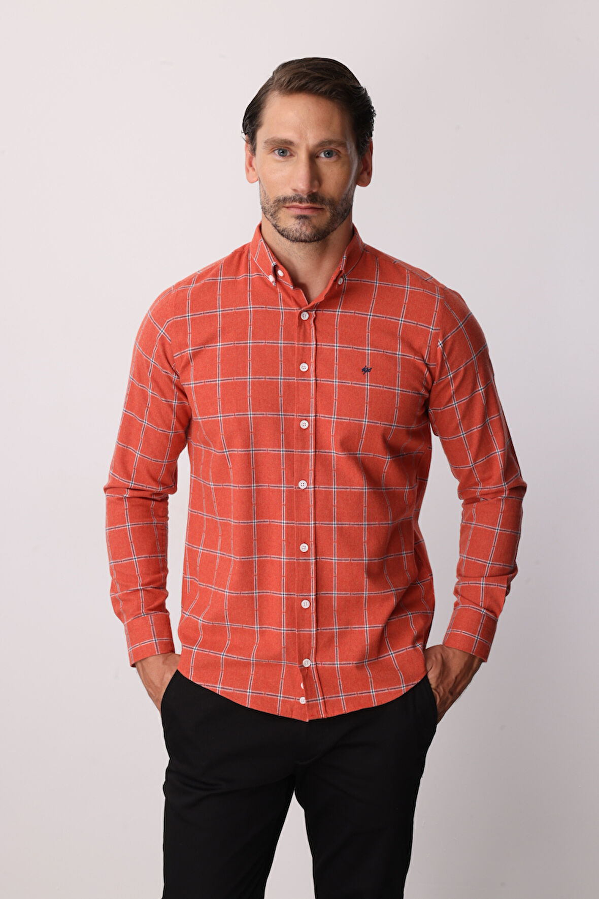 Kırmızı Dynamic Fit  Düğmeli Yaka  Ekose Uzun Kollu Pamuklu Gömlek