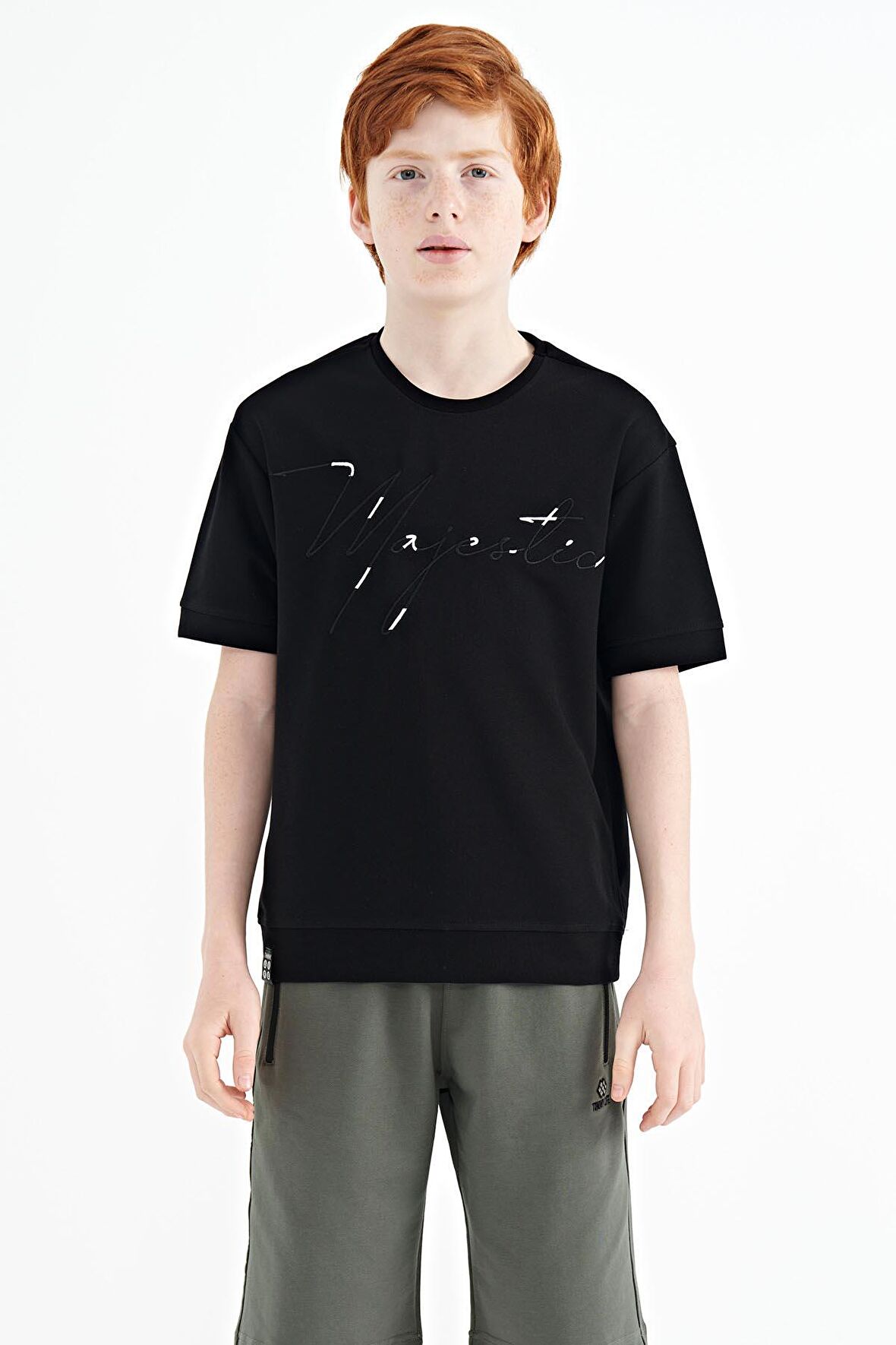 Siyah Ön Yazı Nakışlı O Yaka Oversize Erkek Çocuk T-Shirt - 11147 | 8-9 Yaş