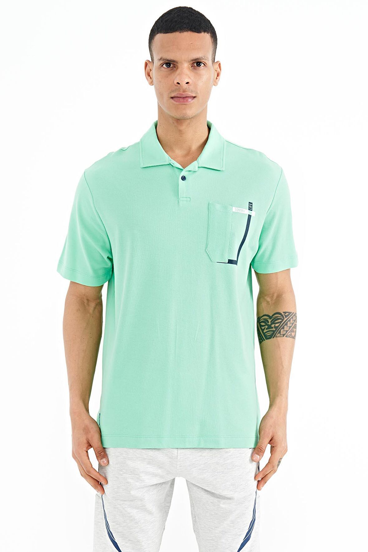 Su Yeşili Cep Detaylı Baskılı Standart Kalıp Polo Yaka Erkek T-Shirt - 88241 | S