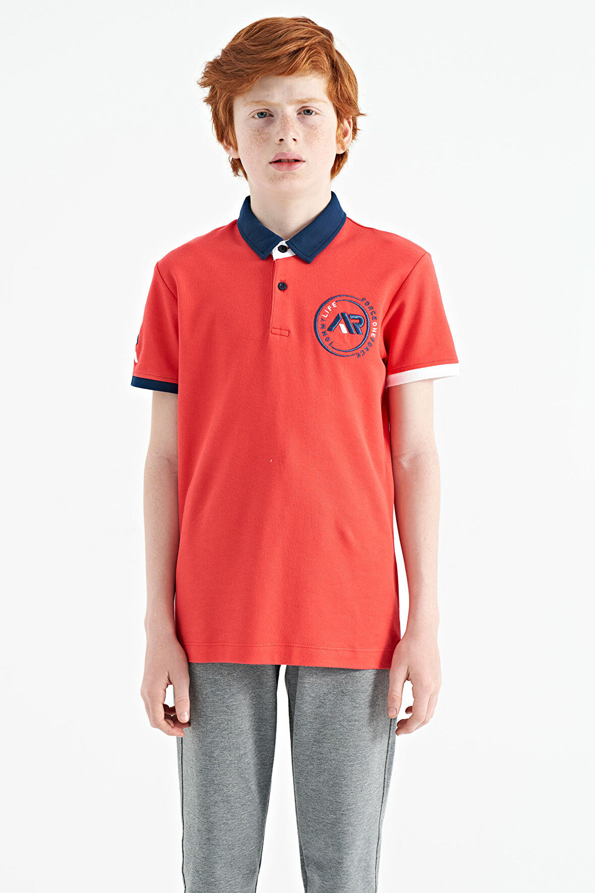 Coral Kol Ucu Renkli Logo Nakışlı Standart Kalıp Polo Yaka Erkek Çocuk T-Shirt - 11138 | 4-5 Yaş