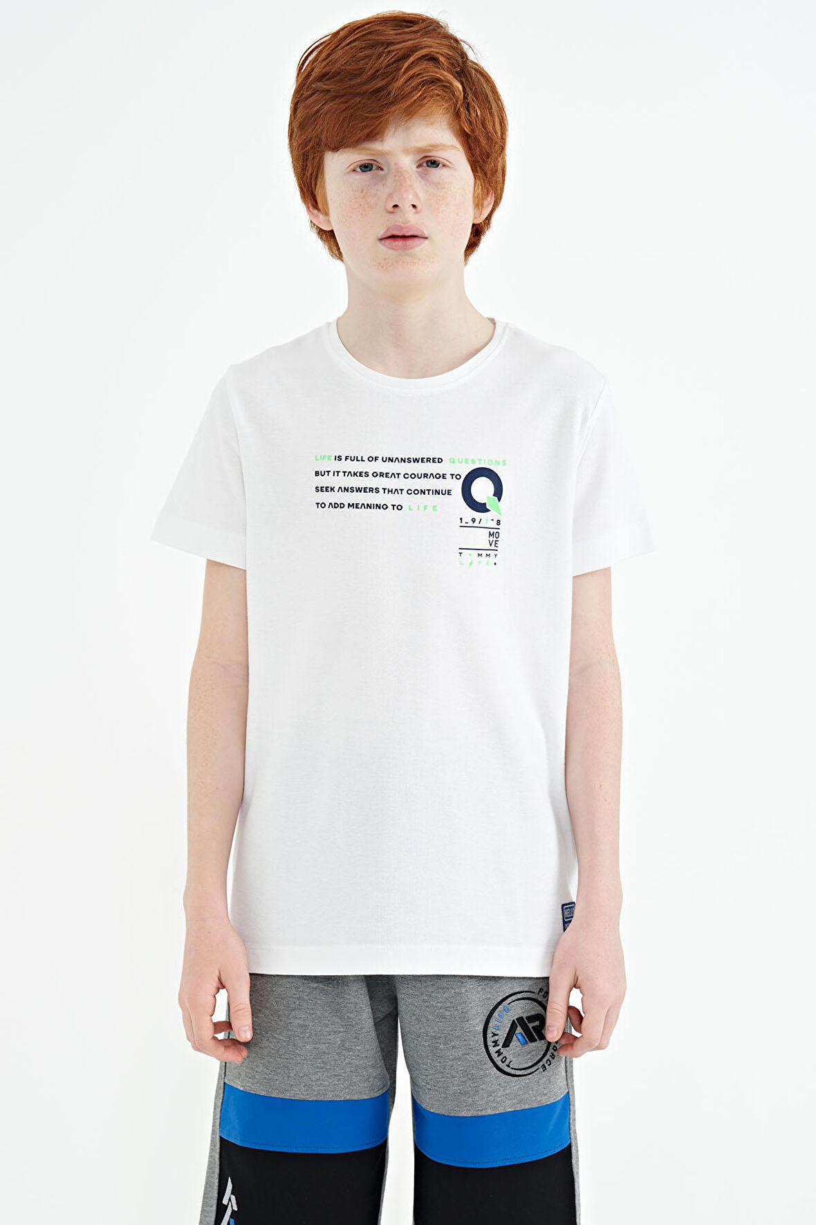 Beyaz Baskı Detaylı O Yaka Standart Kalıp Erkek Çocuk T-Shirt - 11145 | 8-9 Yaş