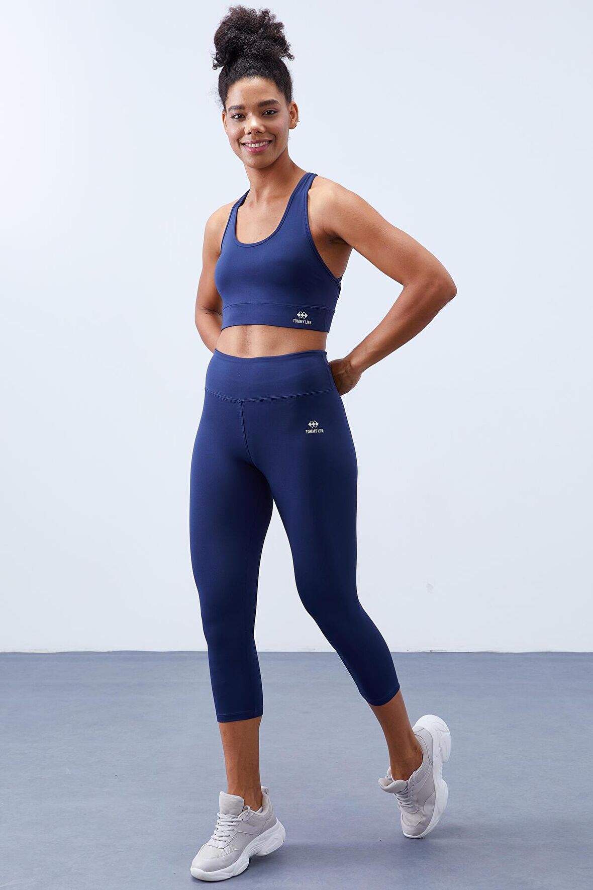 İndigo Yüksek Bel Toparlayıcı Çapraz Sırt Detaylı Slim Fit Kadın Tayt Takım - 95283 | XL