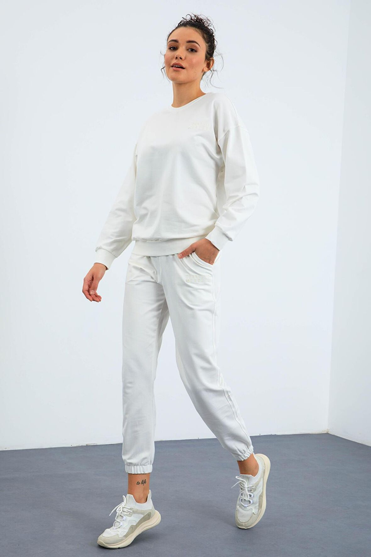 Ekru O Yaka Oversize Lastik Paça Kadın Eşofman Takımı - 95287 | XL