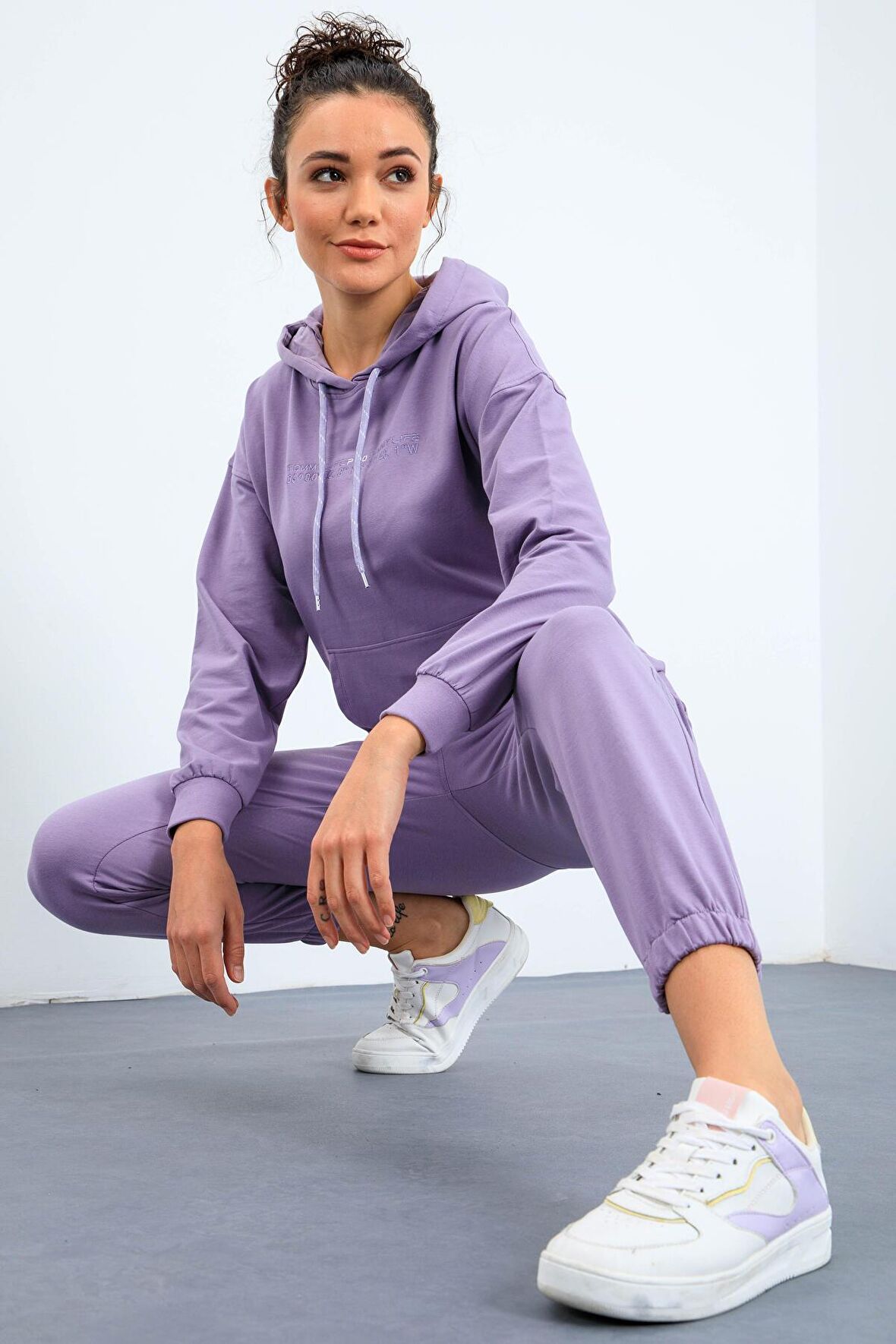 Eflatun Kapüşonlu Kanguru Cep Oversize Lastik Paça Kadın Eşofman Takımı - 95288 | XL