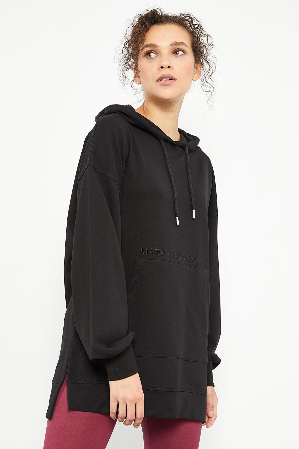 Siyah Balon Kol Yazı Nakışlı Kadın Oversize Tunik Sweatshirt - 97163 | L