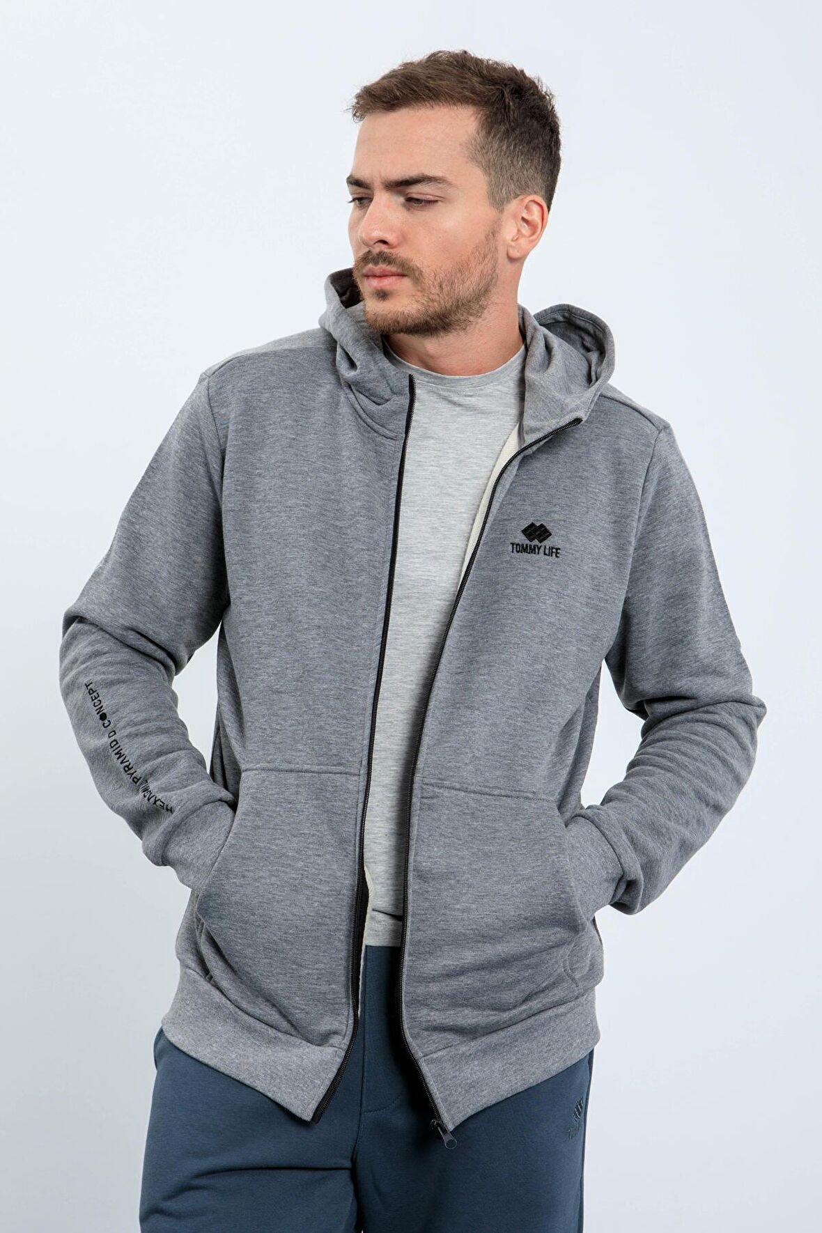 Gri Melanj Basic Kapüşonlu Rahat Form Nakış Detaylı Fermuarlı Erkek Sweatshirt - 88035 | S