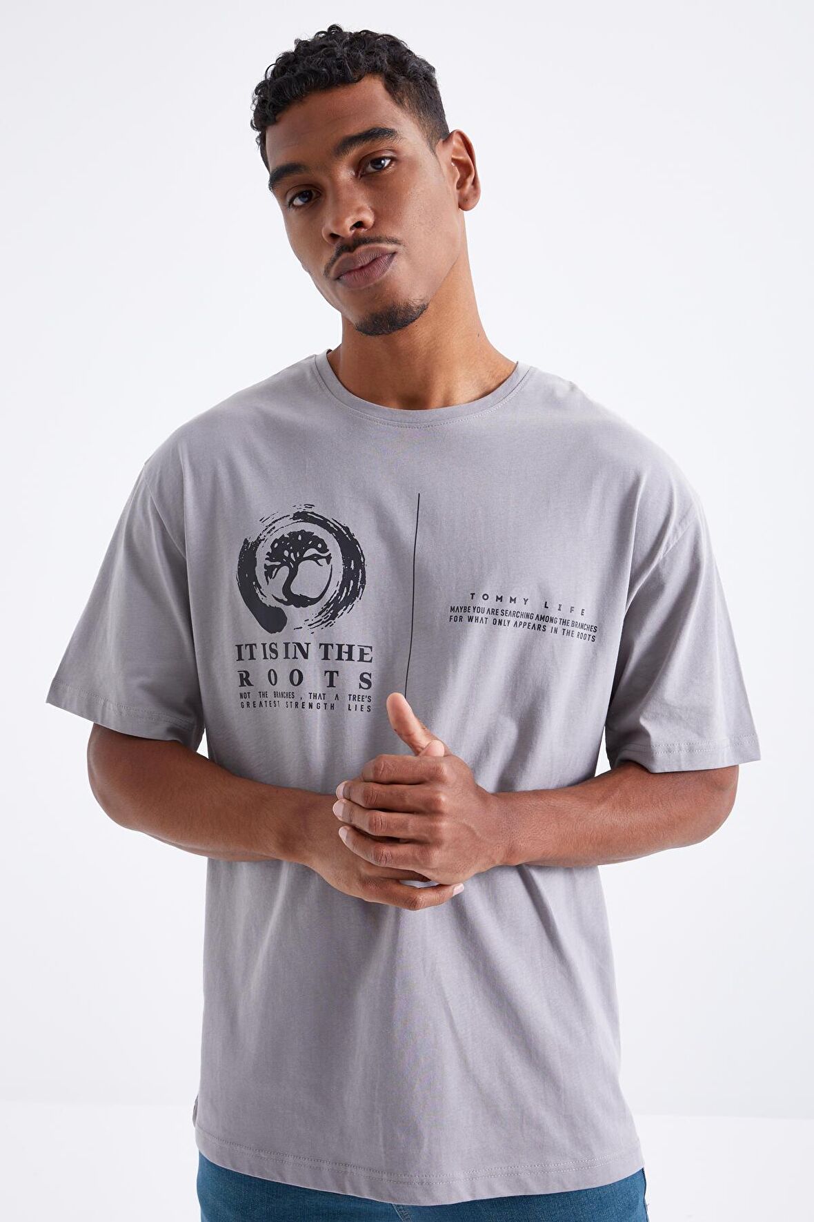 Gri Minimal Baskılı O Yaka Erkek Oversize T-Shirt  - 88096 | L