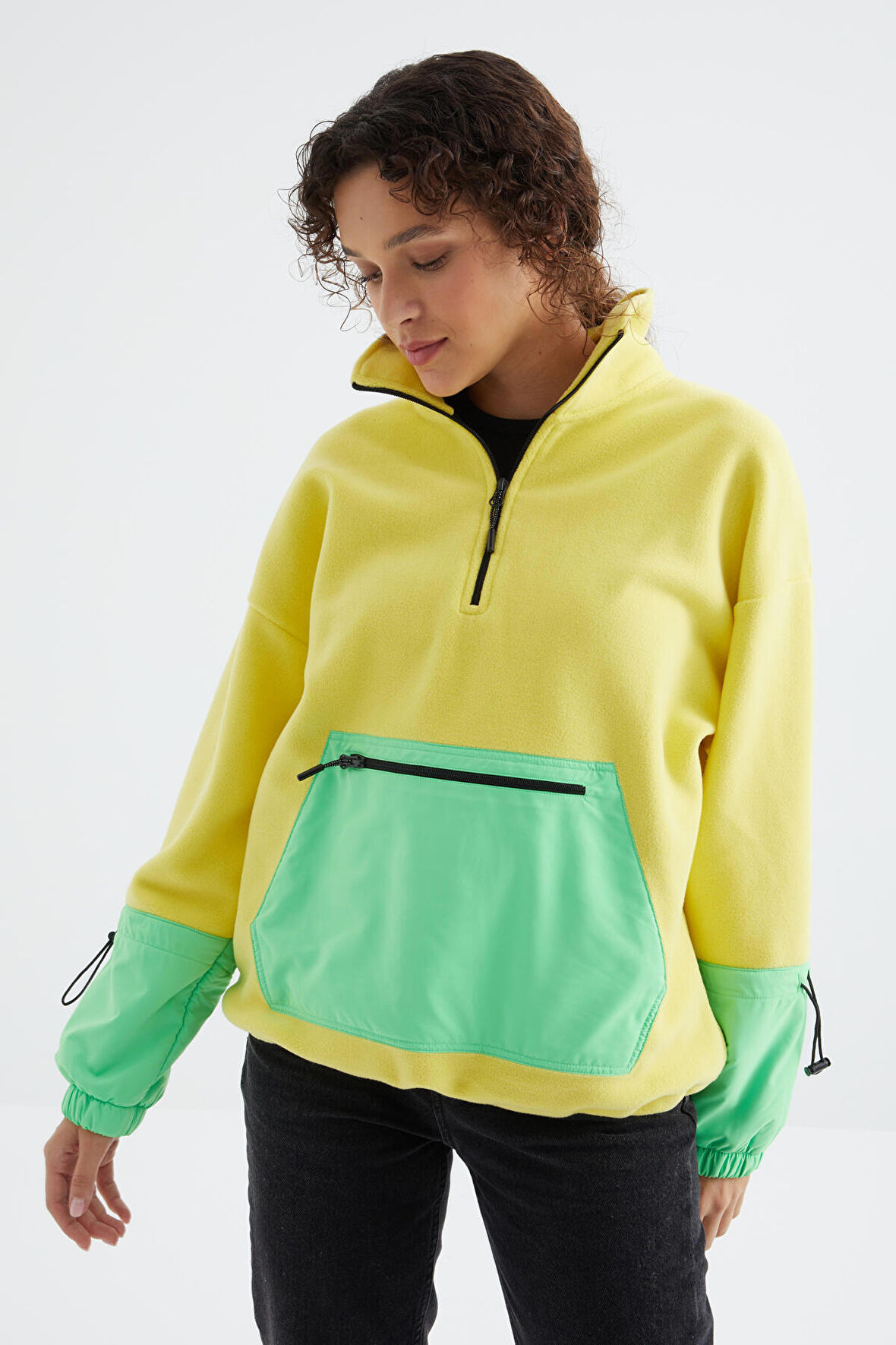 Limon Etek Ucu Büzgülü Yarım Fermuar Kanguru Cepli Oversize Kadın Sweatshirt - 97238 | L