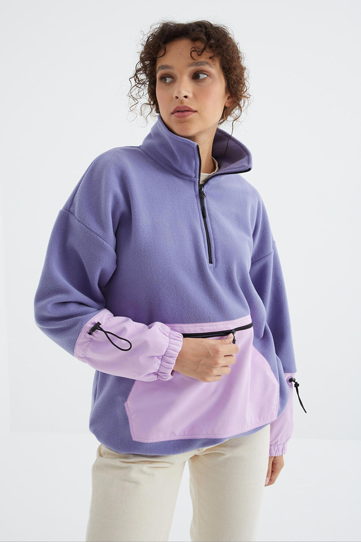 Açık Eflatun Etek Ucu Büzgülü Yarım Fermuarlı Oversize Kadın Polar Sweatshirt - 97238 | XL