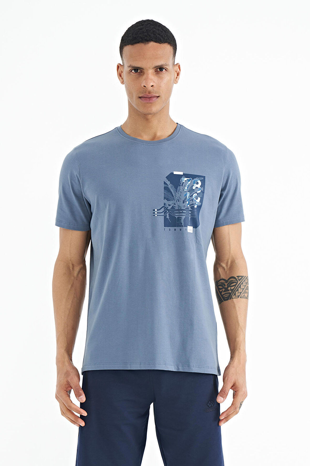 Petrol Ön Arka Baskı Detaylı Standart Form Erkek T-shirt - 88233 | L