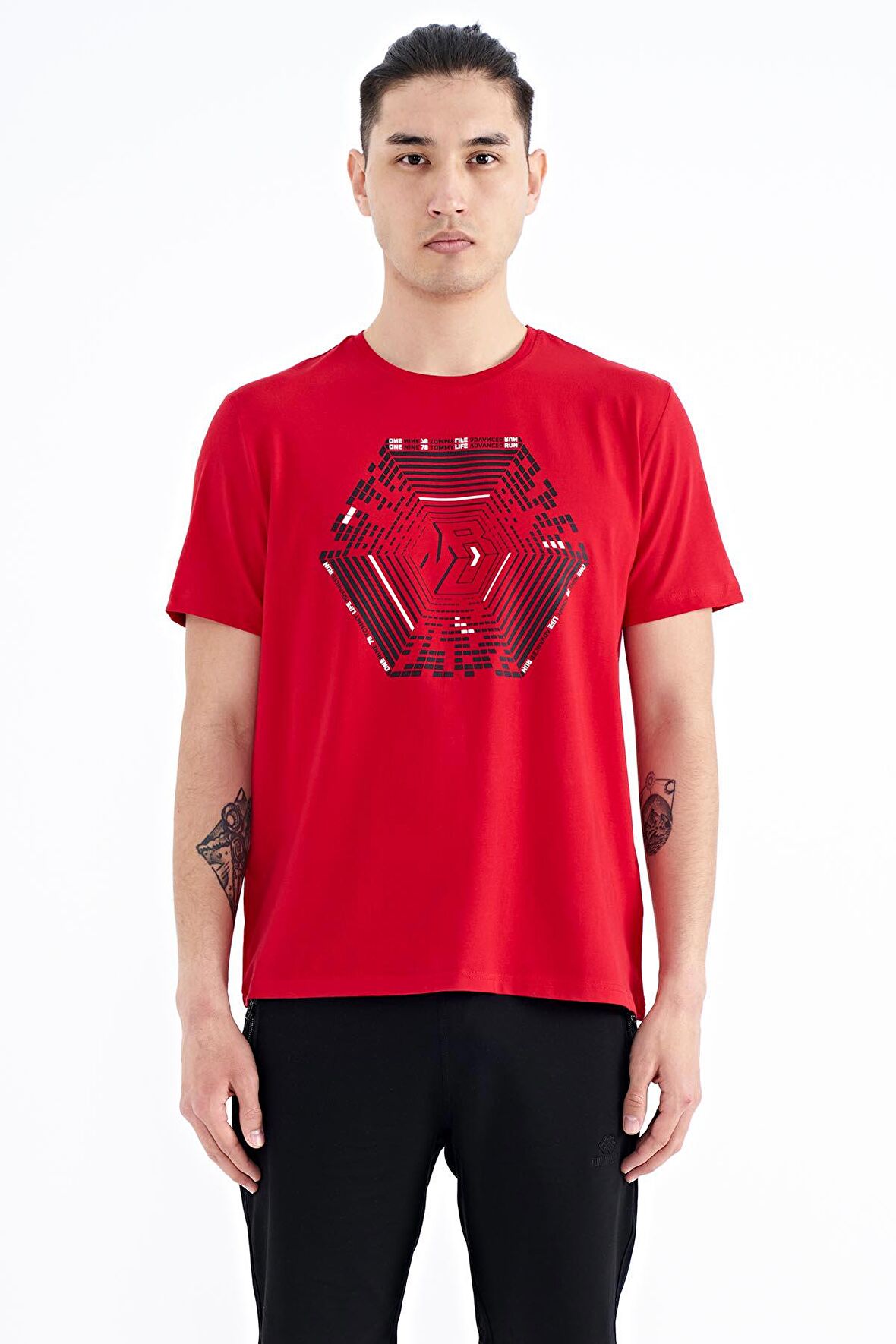Kırmızı Desen Baskılı Standart Kalıp Erkek T-Shirt - 88231 | M