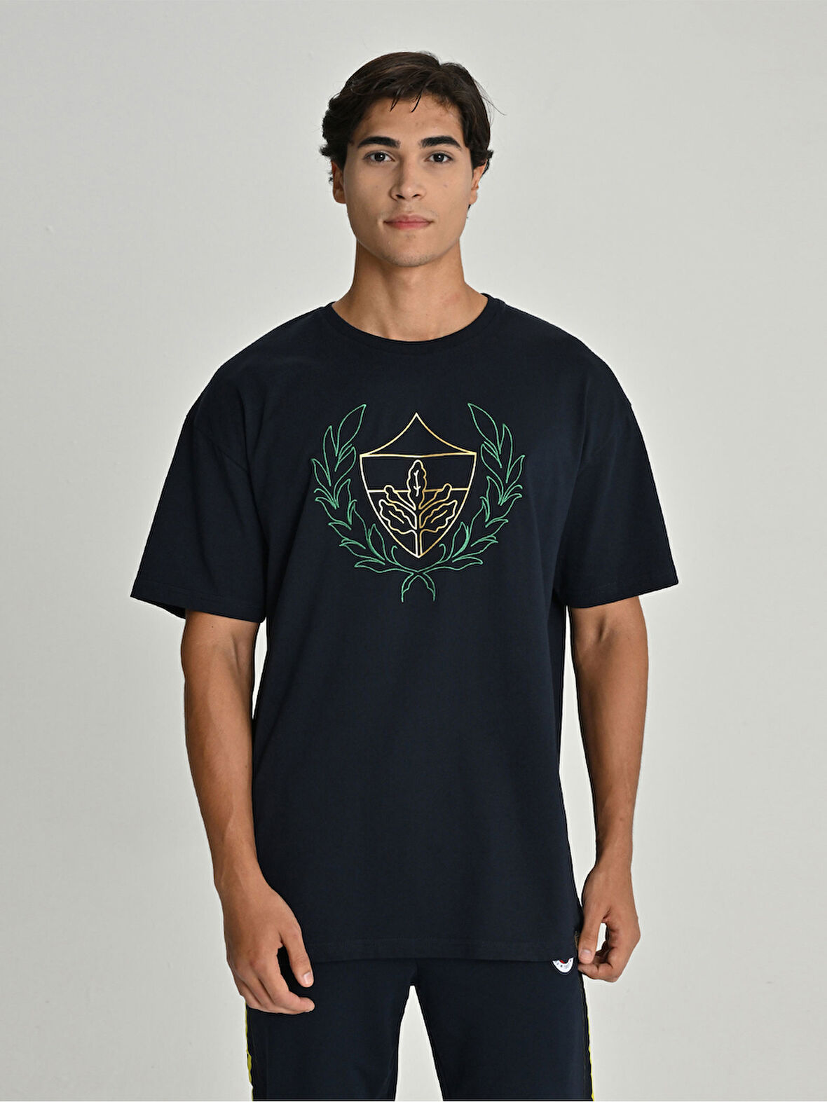 ERKEK KOLEJ ÇELENK LOGOLU TSHIRT