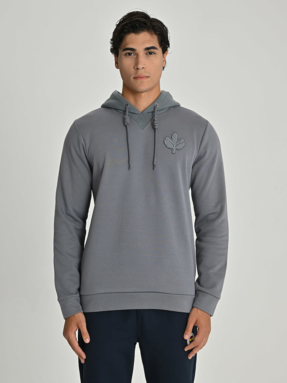 ERKEK TREND KOL DETAYLI SWEAT