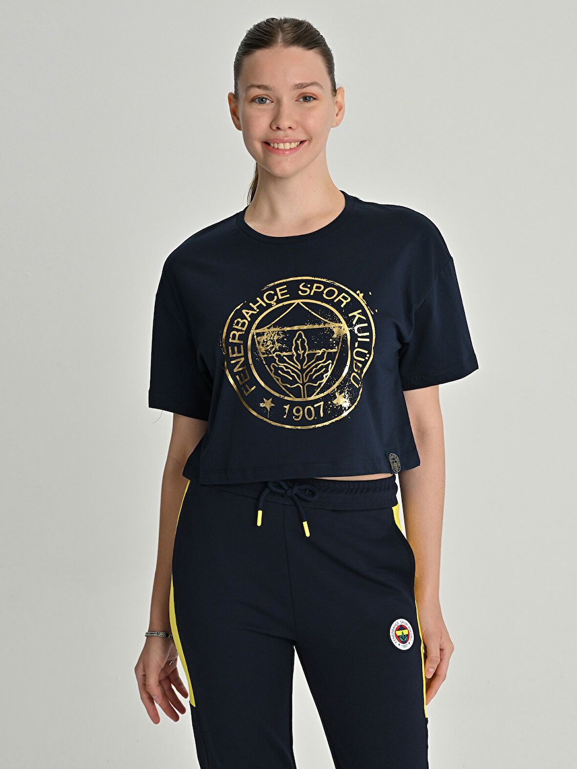 KADIN TRIBUN GOLD LOGOLU TSHIRT