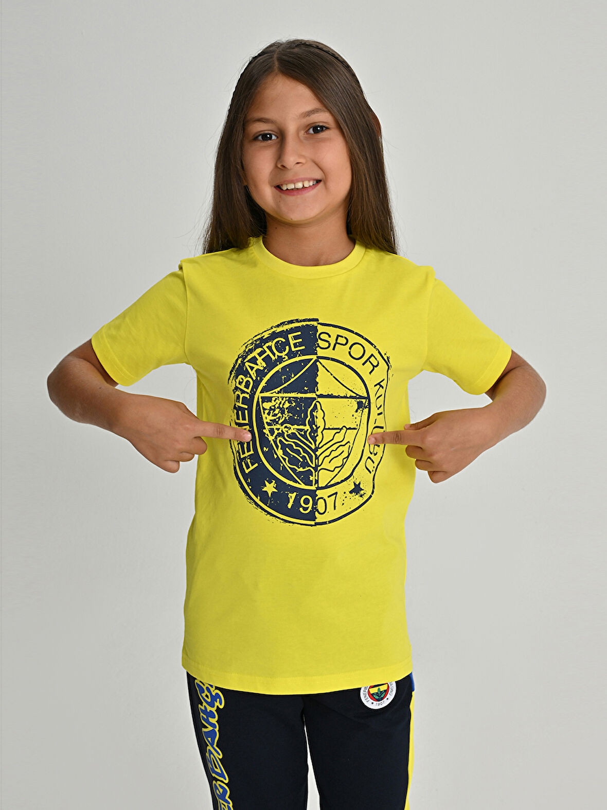 ÇOCUK TRIBUN TEK RENK LOGOLU TSHIRT