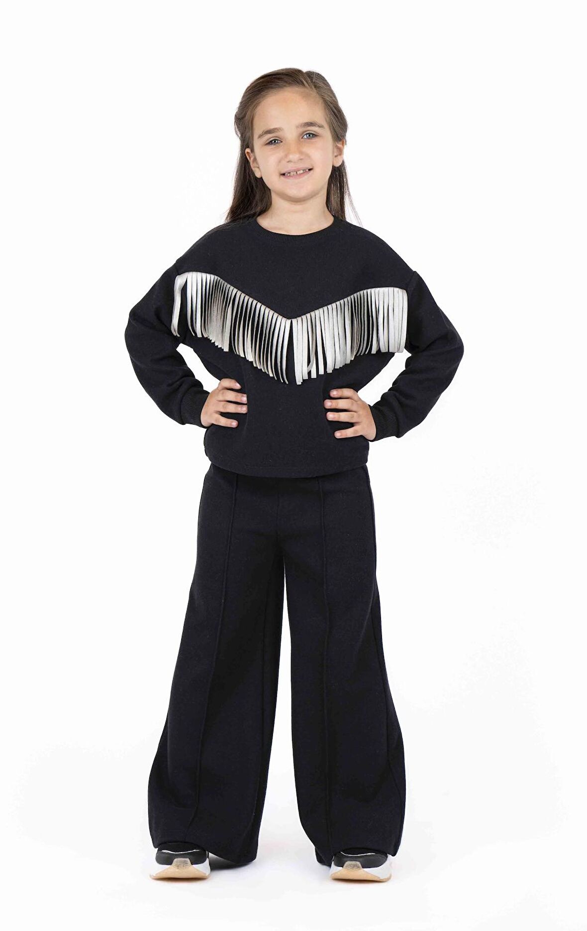 KIZ ÇOCUK PÜSKÜL DETAYLI SWEATSHIRT 