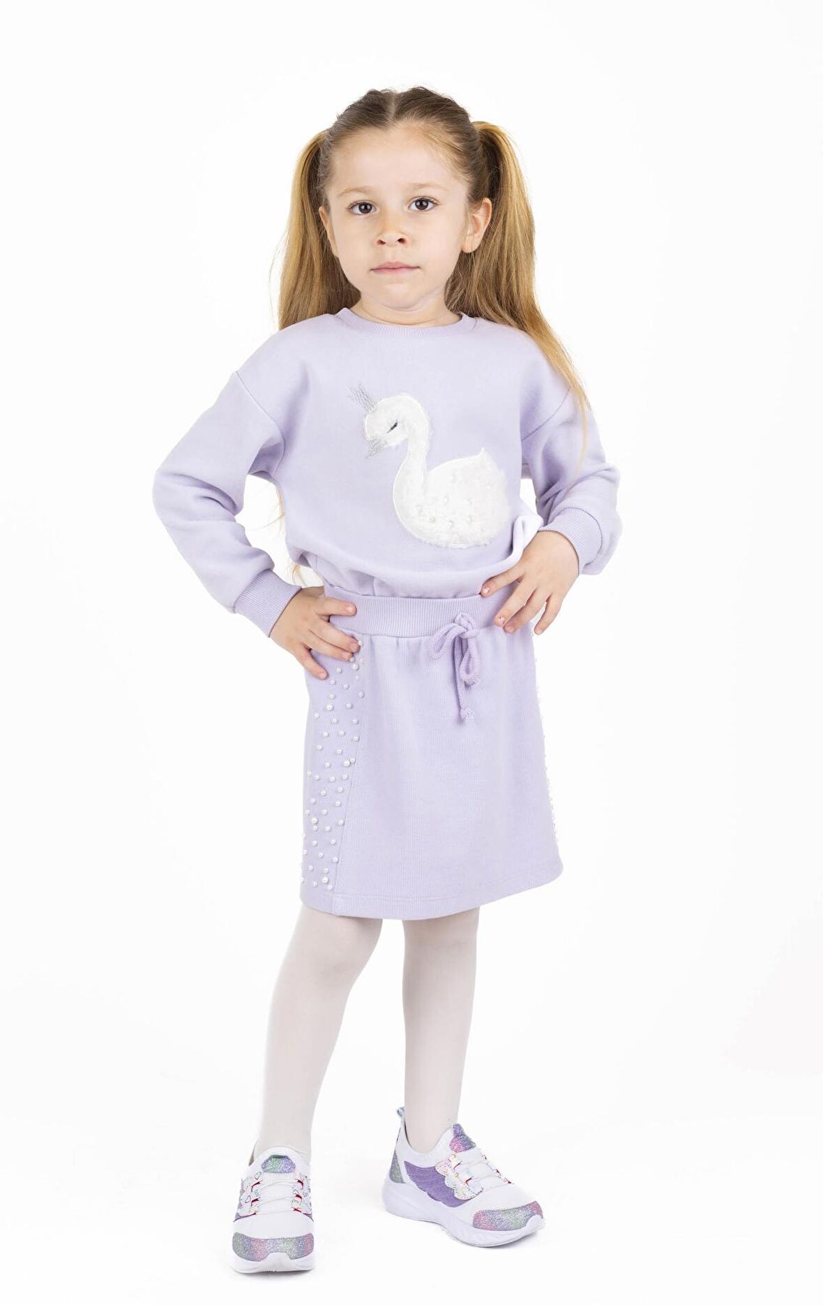 KIZ ÇOCUK KUĞU İŞLEMELİ SWEATSHIRT