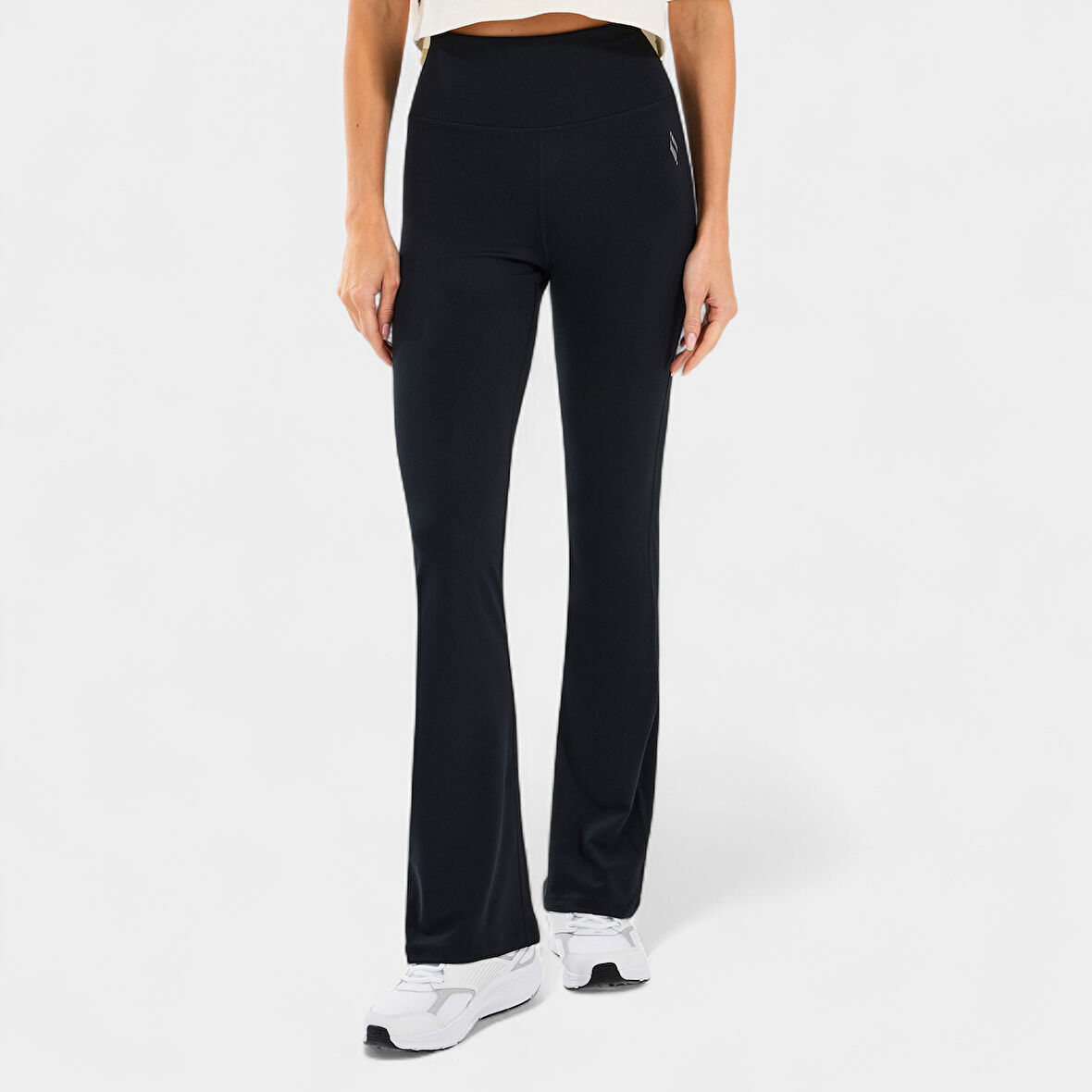 Skechers W Basic Flare Legging Kadın Siyah Tayt S2510201