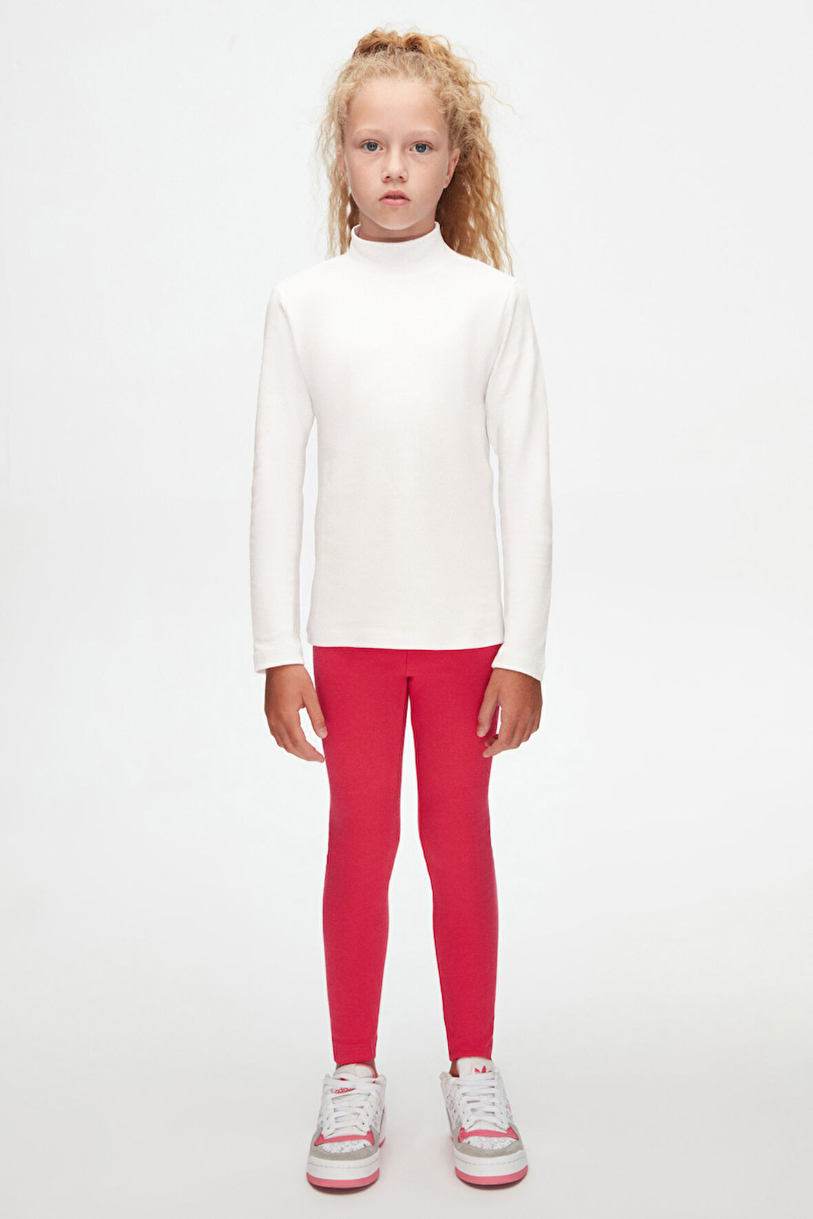 Ekru Basic Kışlık Yarım Balıkçı Yaka Uzun Kollu Kız Çocuk Tişört