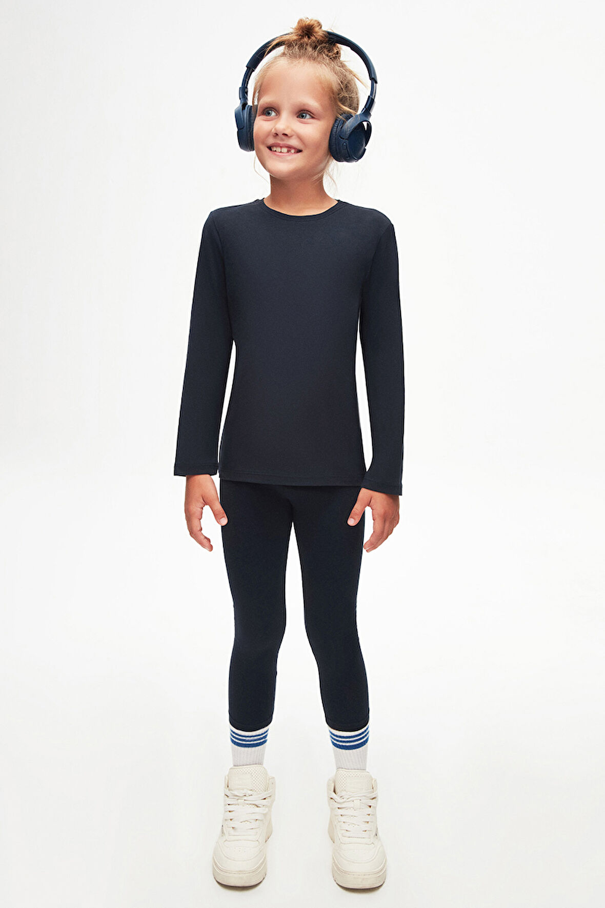 Koyu Lacivert Basic Unisex Çocuk Mevsimlik Sıfır Yaka Uzun Kollu Tişört