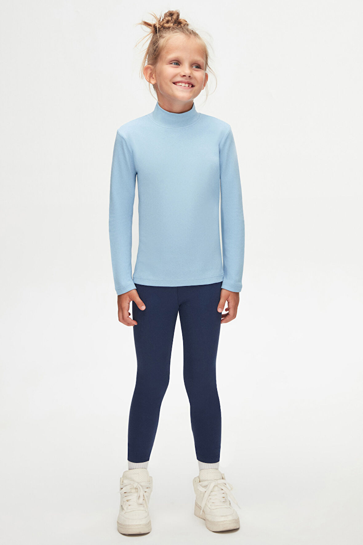 Koyu Mavi Basic Kışlık Yarım Balıkçı Yaka Uzun Kollu Kız Çocuk Tişört
