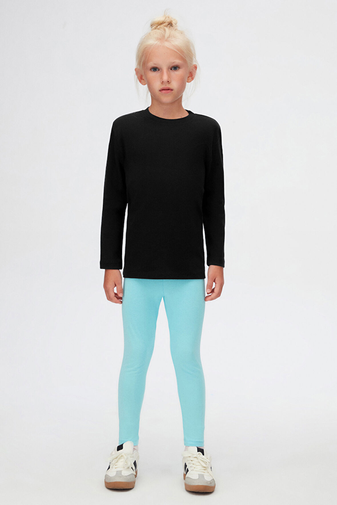 Siyah Basic Unisex Çocuk Kışlık Sıfır Yaka Uzun Kollu Tişört