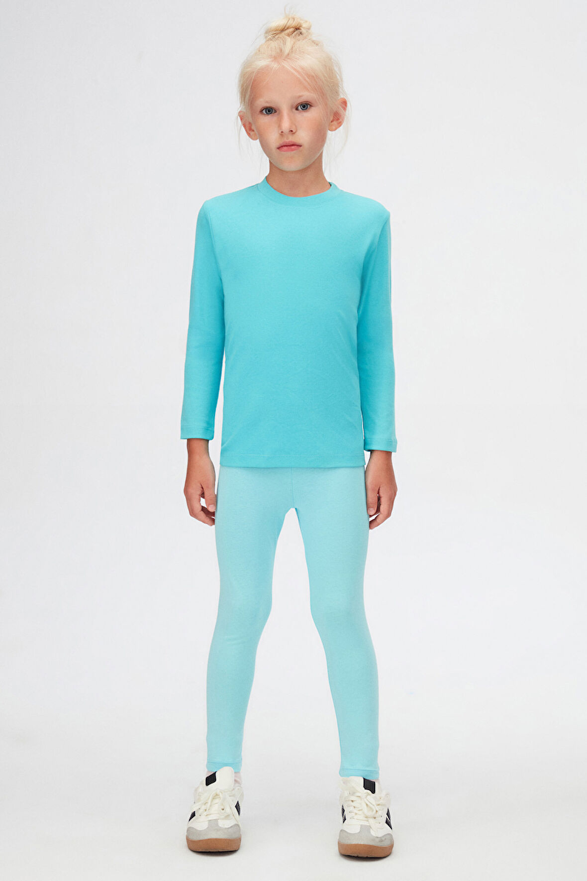 Açık Turkuaz Basic Unisex Çocuk Kışlık Sıfır Yaka Uzun Kollu Tişört
