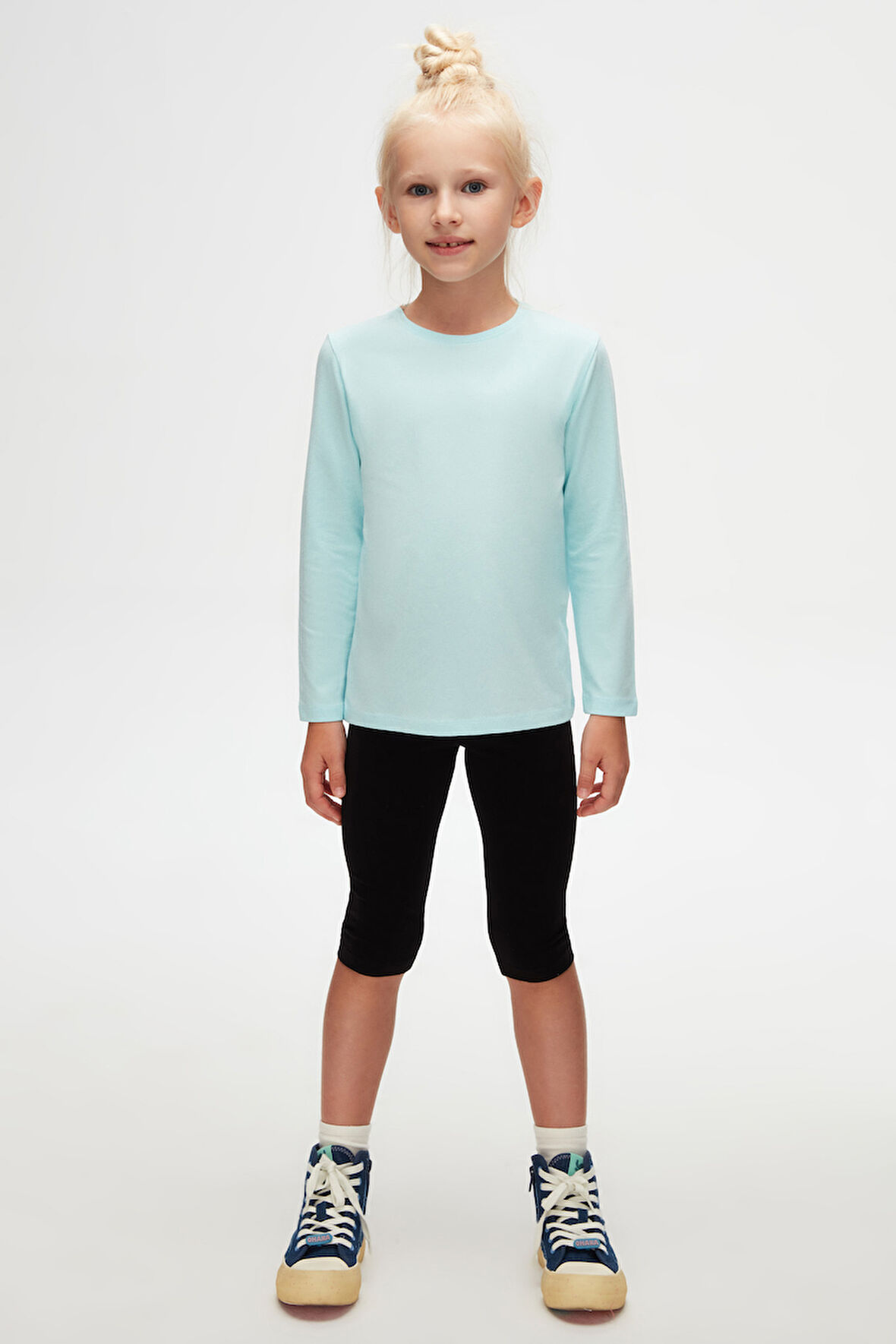 Uçuk Turkuaz Basic Unisex Çocuk Mevsimlik Sıfır Yaka Uzun Kollu Tişört