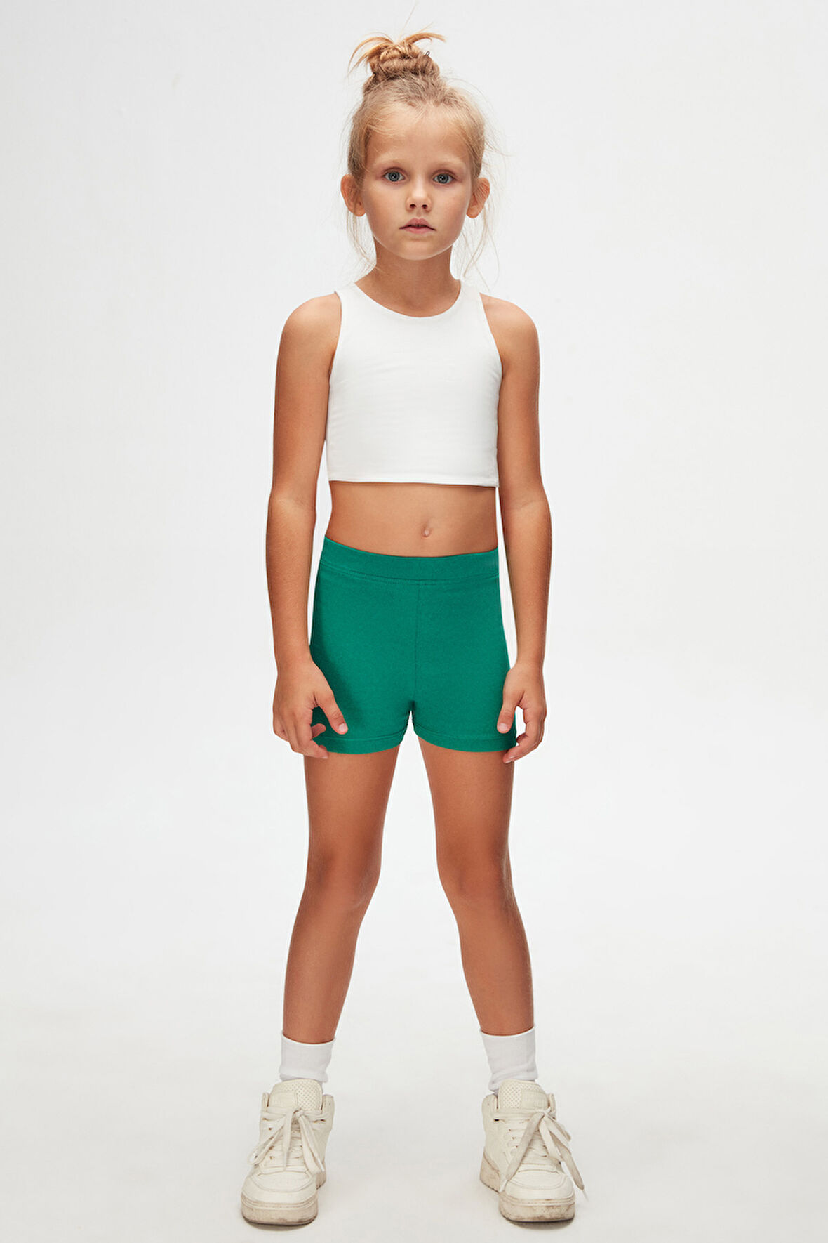 Koyu Yeşil Basic Kız Çocuk Dans Şort