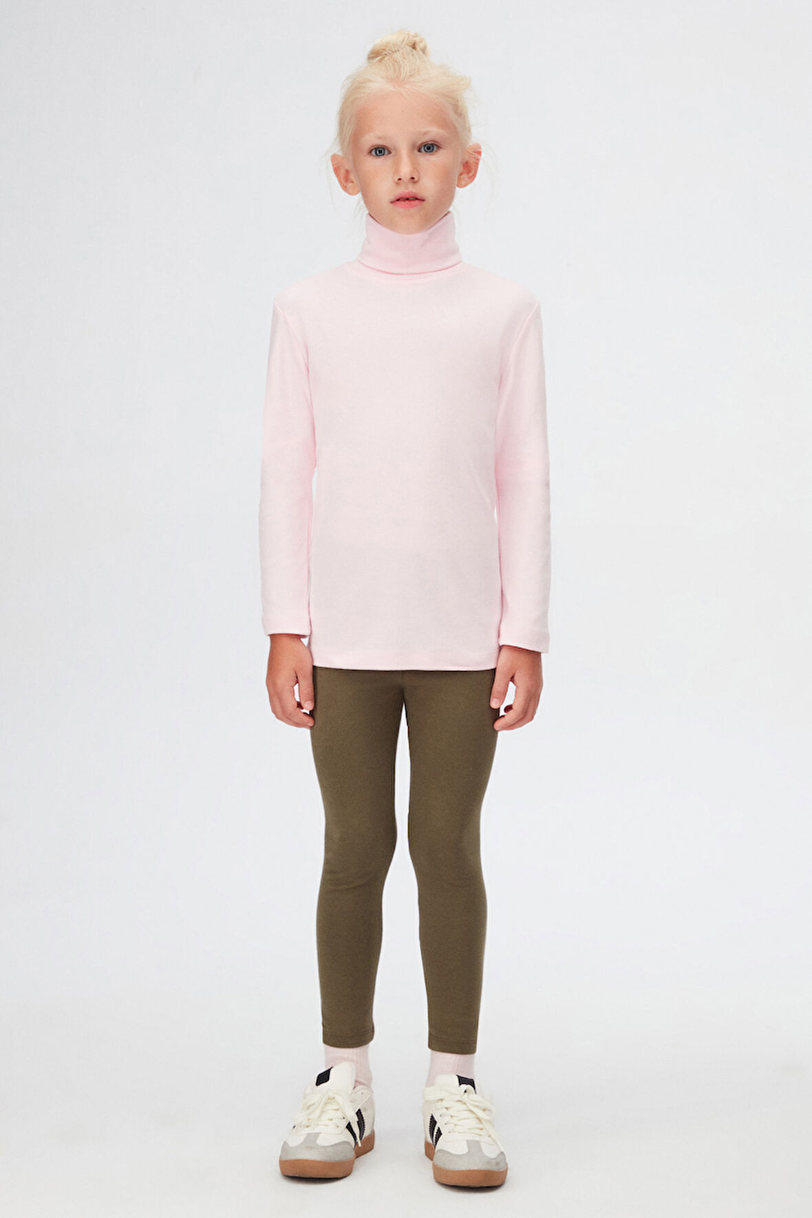 Uçuk pembe Basic Kışlık Tam Balıkçı Yaka Uzun Kollu Kız Çocuk Tişört