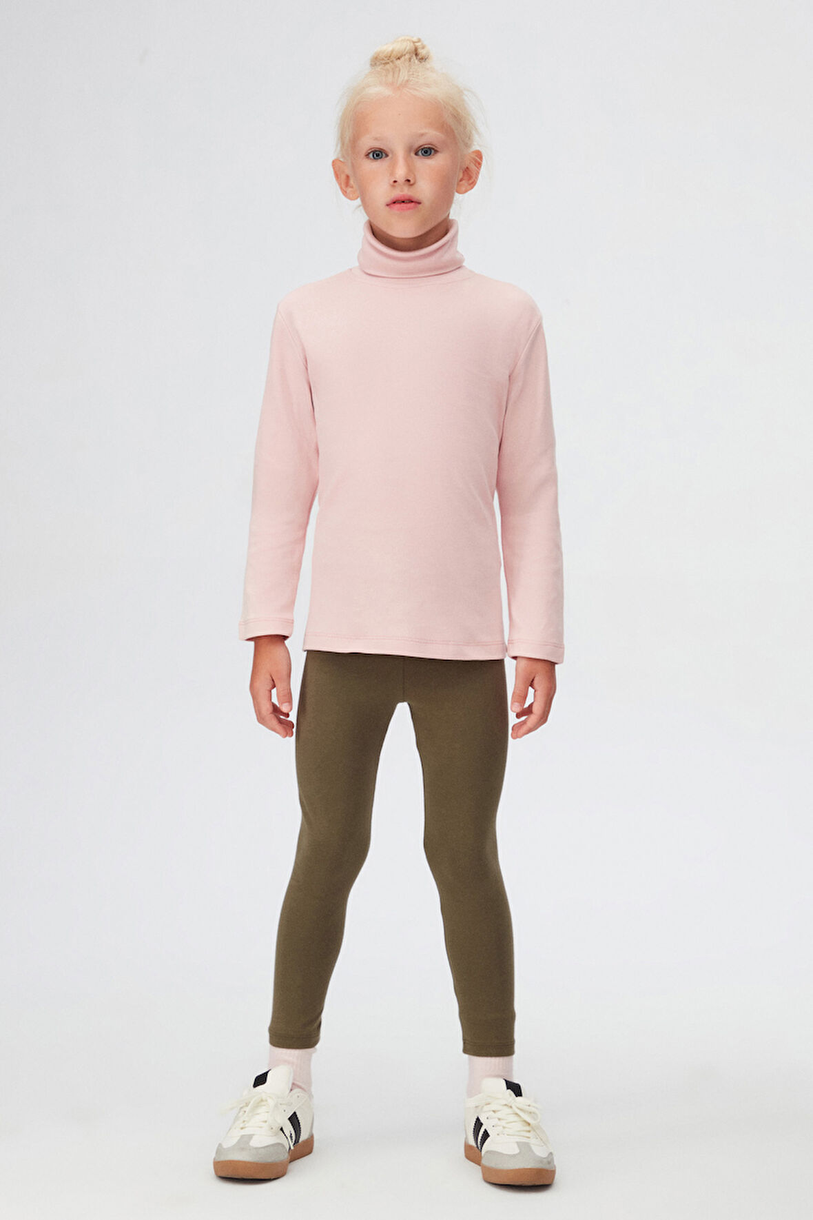 Pudra Pembe Basic Kışlık Tam Balıkçı Yaka Uzun Kollu Kız Çocuk Tişört