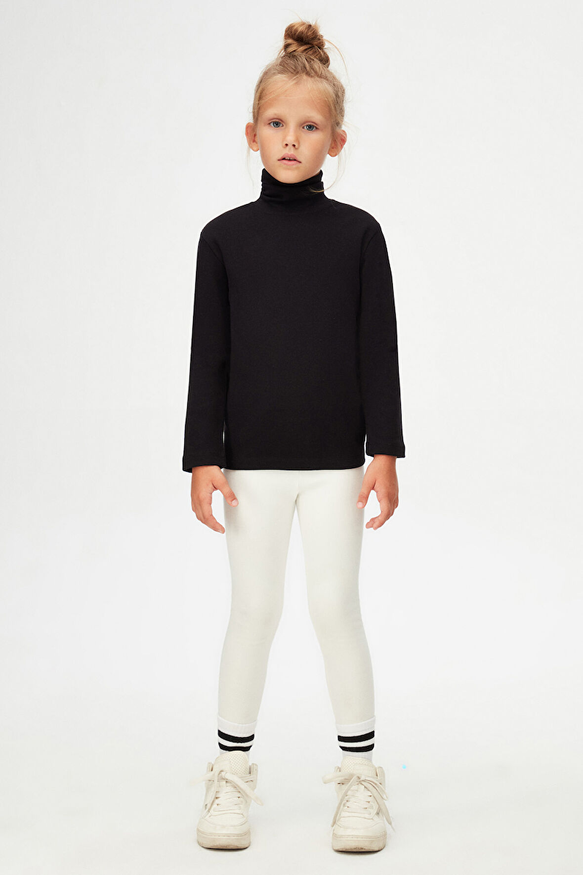 Siyah Basic Kışlık Tam Balıkçı Yaka Uzun Kollu Kız Çocuk Tişört
