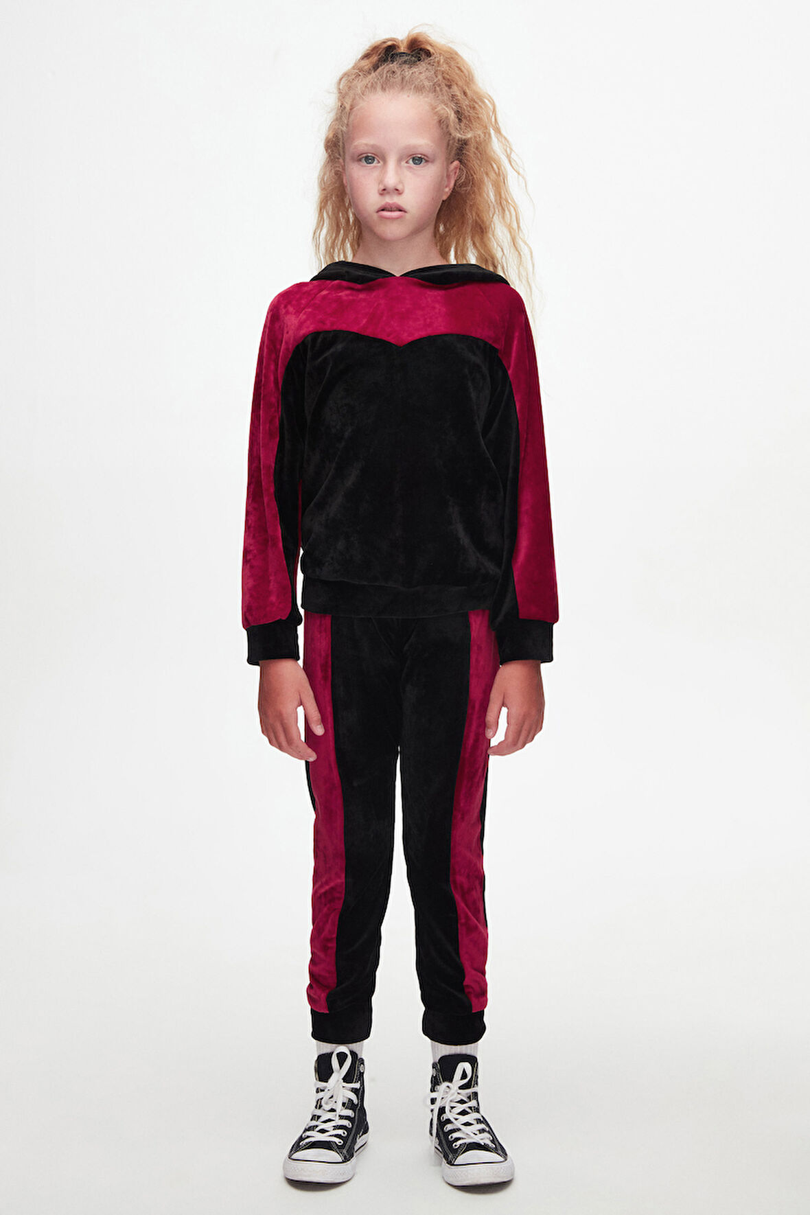 Siyah Kırmızı Kız Çocuk Robalı Kadife Takım