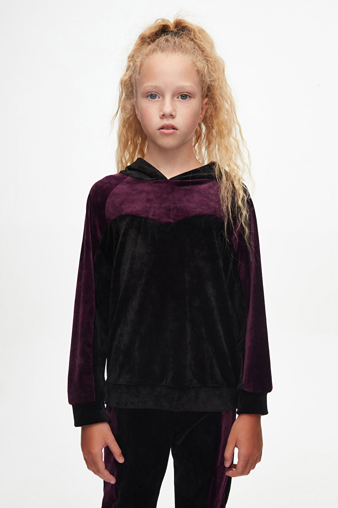 Siyah Mor Kız Çocuk Robalı Kadife Takım