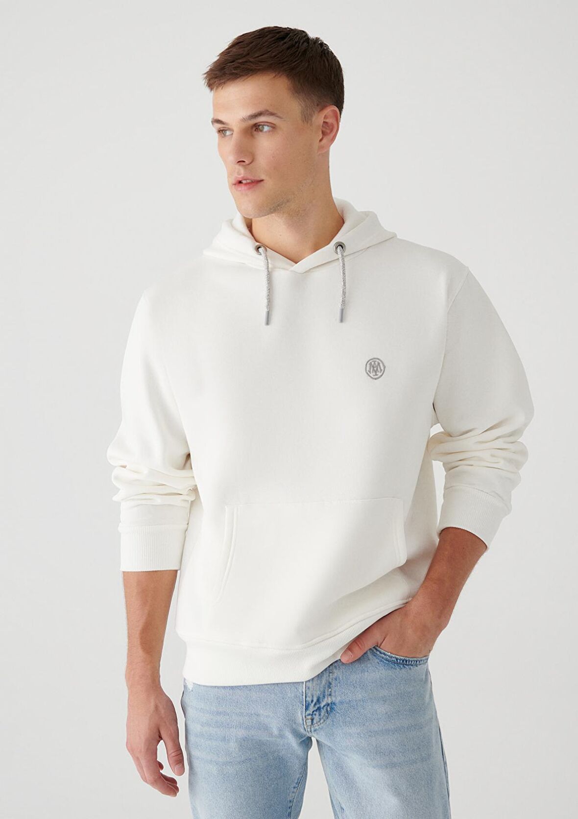Mavi Kapüşonlu Beyaz Sweatshirt 065809-34519