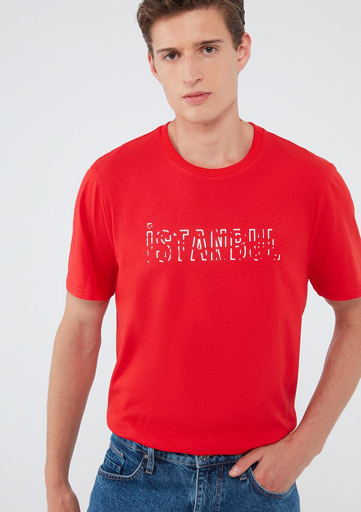 Mavi İstanbul Baskılı Kırmızı Tişört 067115-35686