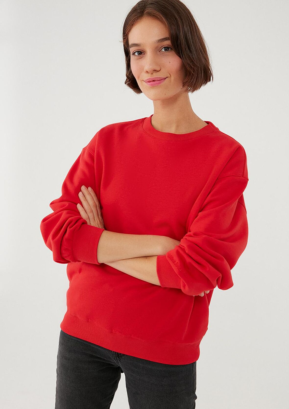 Mavi Bisiklet Yaka Kırmızı Basic Sweatshirt 1610198-80791