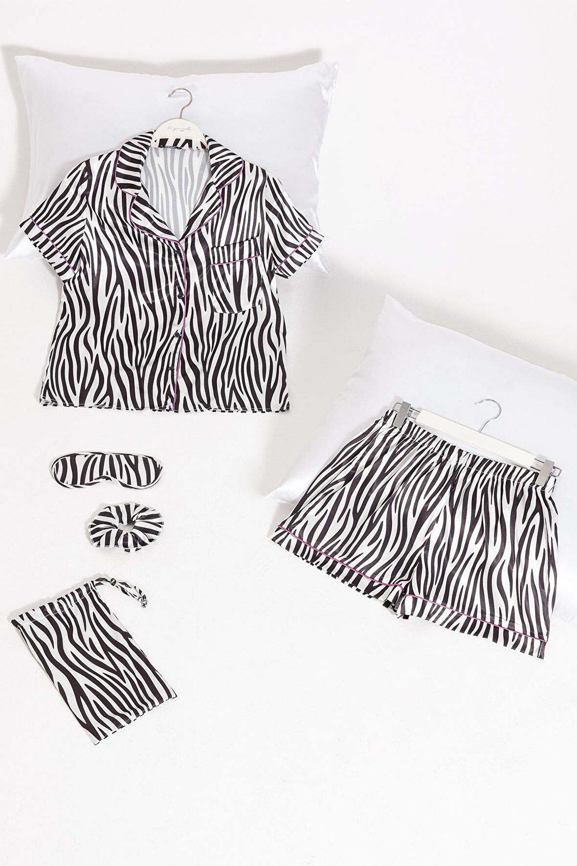 5'li Zebra Desenli Saten Pijama Şort Takım