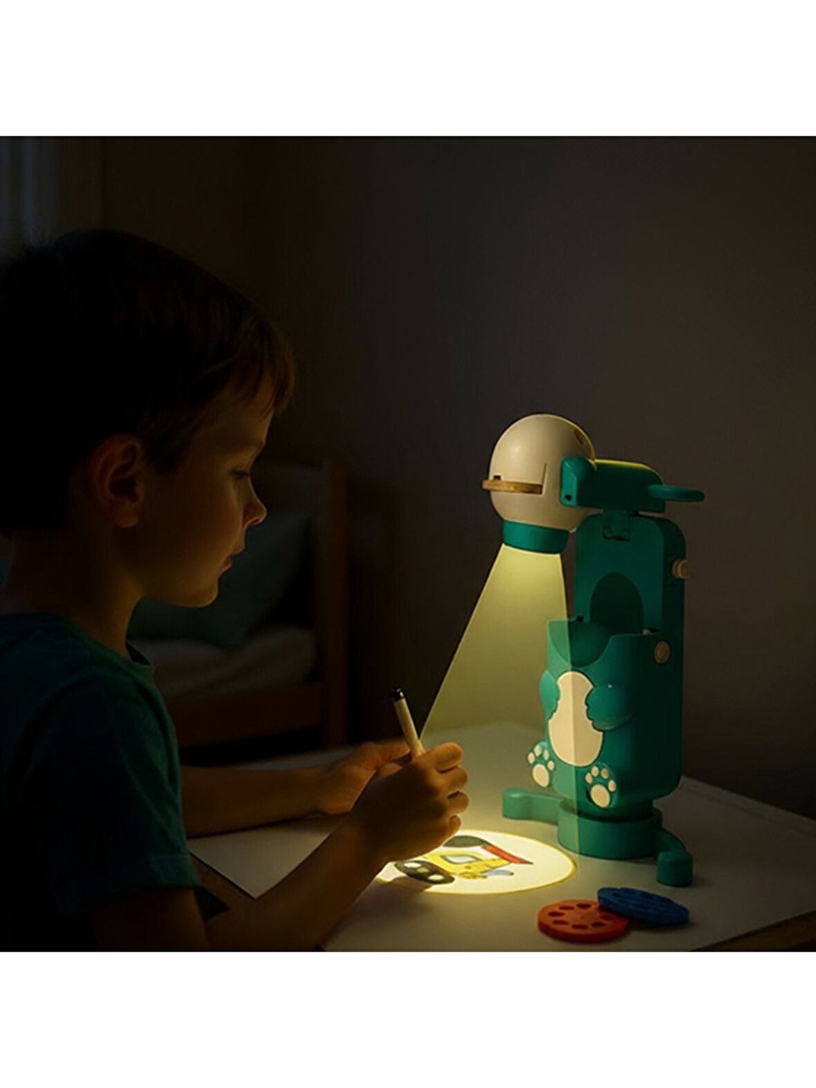 Eğitici Projeksiyonlu Çizim Oyuncağı – 6 Slayt Diskli Işıklı Çizim Projektörü