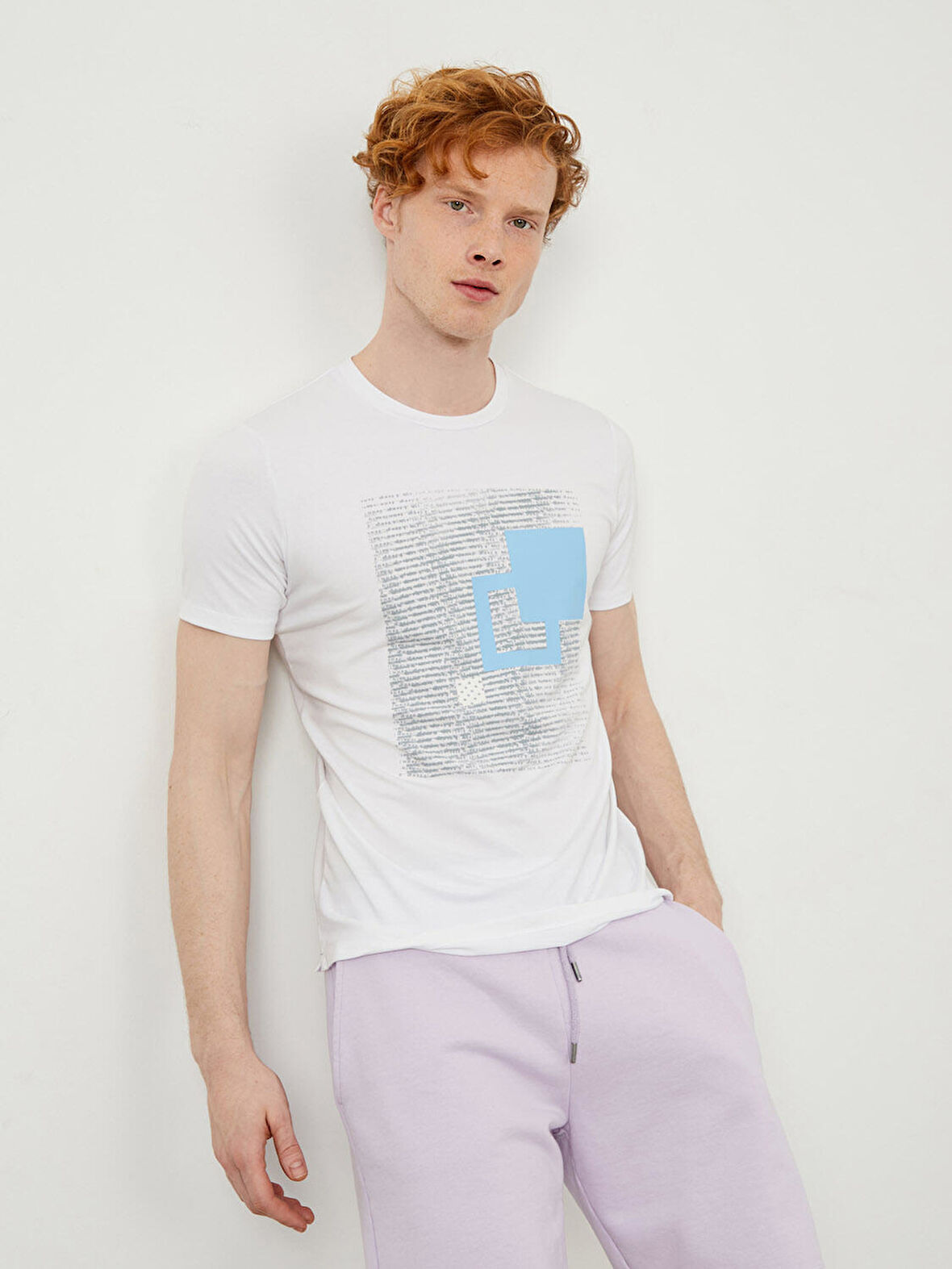 Beyaz Slim Fit Pamuklu Tişört