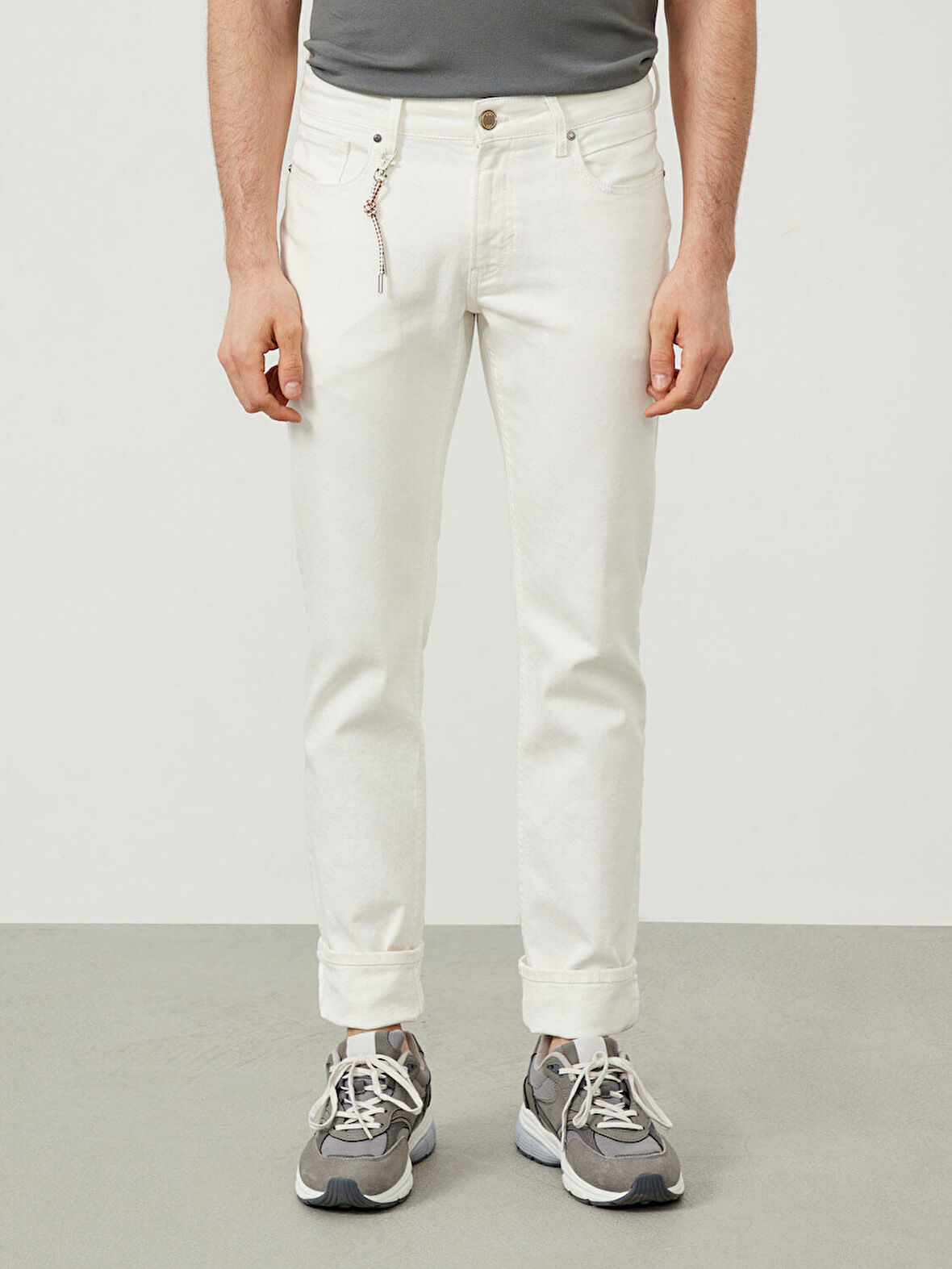 Beyaz Slim Fit Pamuklu Denim Pantolon