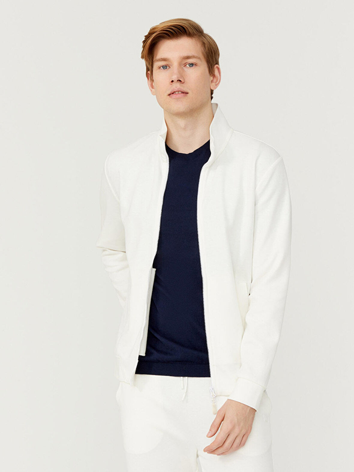 Ekru Slim Fit Pamuklu Sweatmont