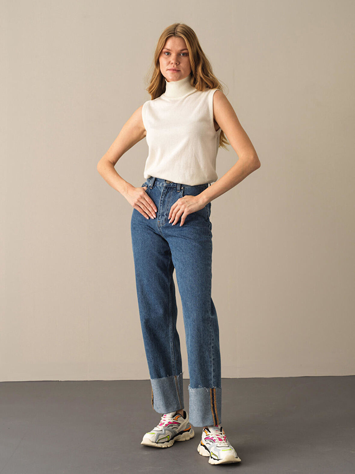 Xint Ekru Regular Fit Basic Kazak