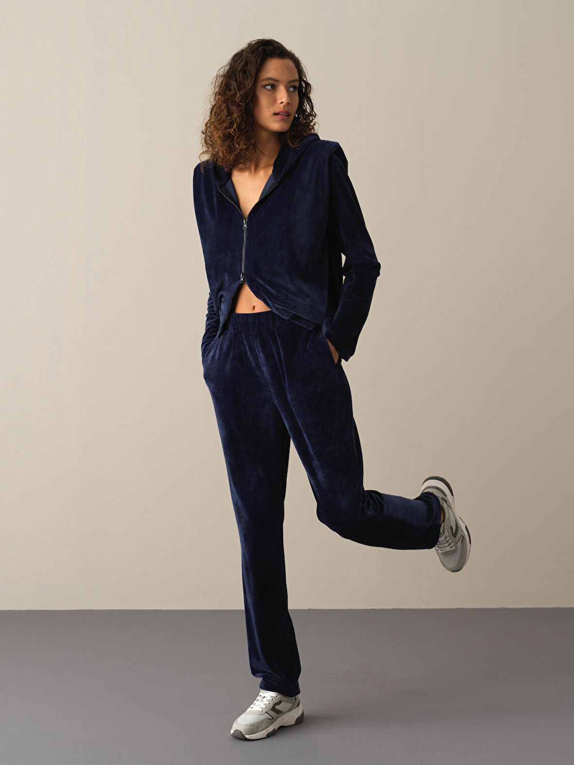 Xint Lacivert Kadife Sweat Pantolon