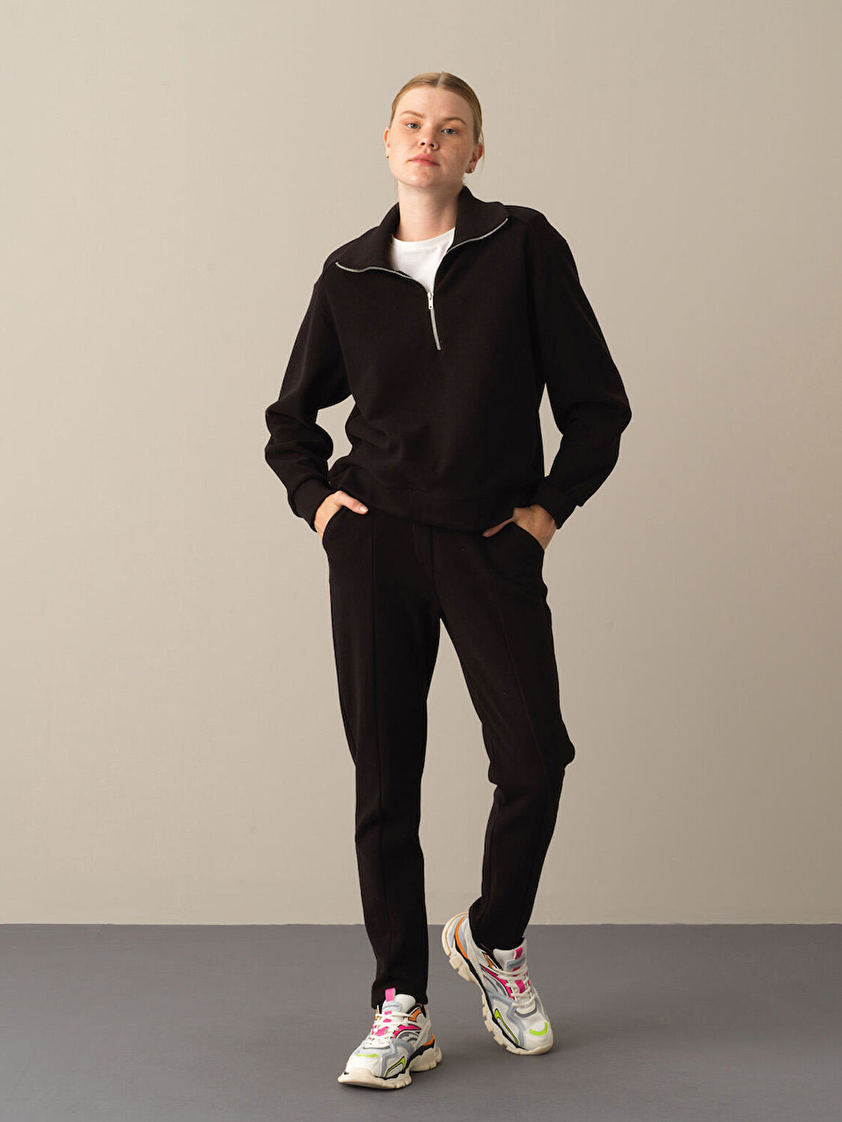 Xint Siyah Pamuklu Oversize Sweatshirt