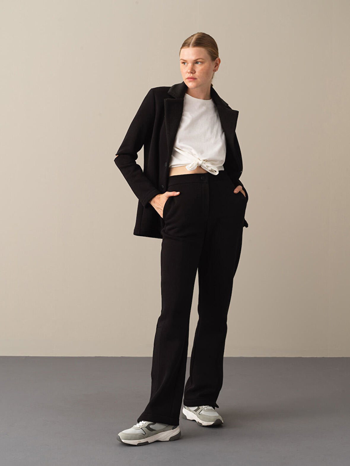 Xint Siyah Regular Fit Sweat Pantolon