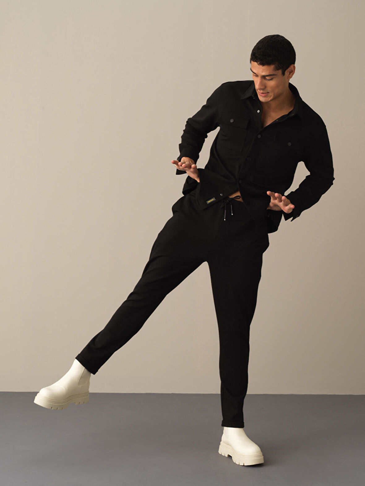 Xint Siyah Regular Fit Jogger Pantolon