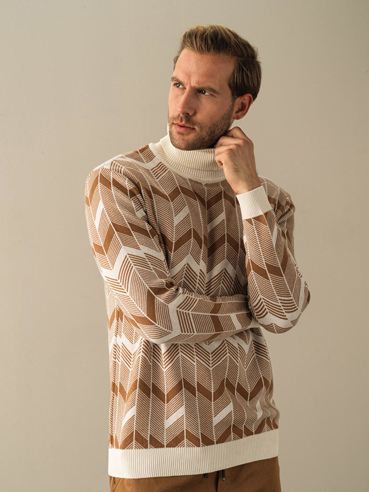 Xint Ekru Regular Fit Kazak