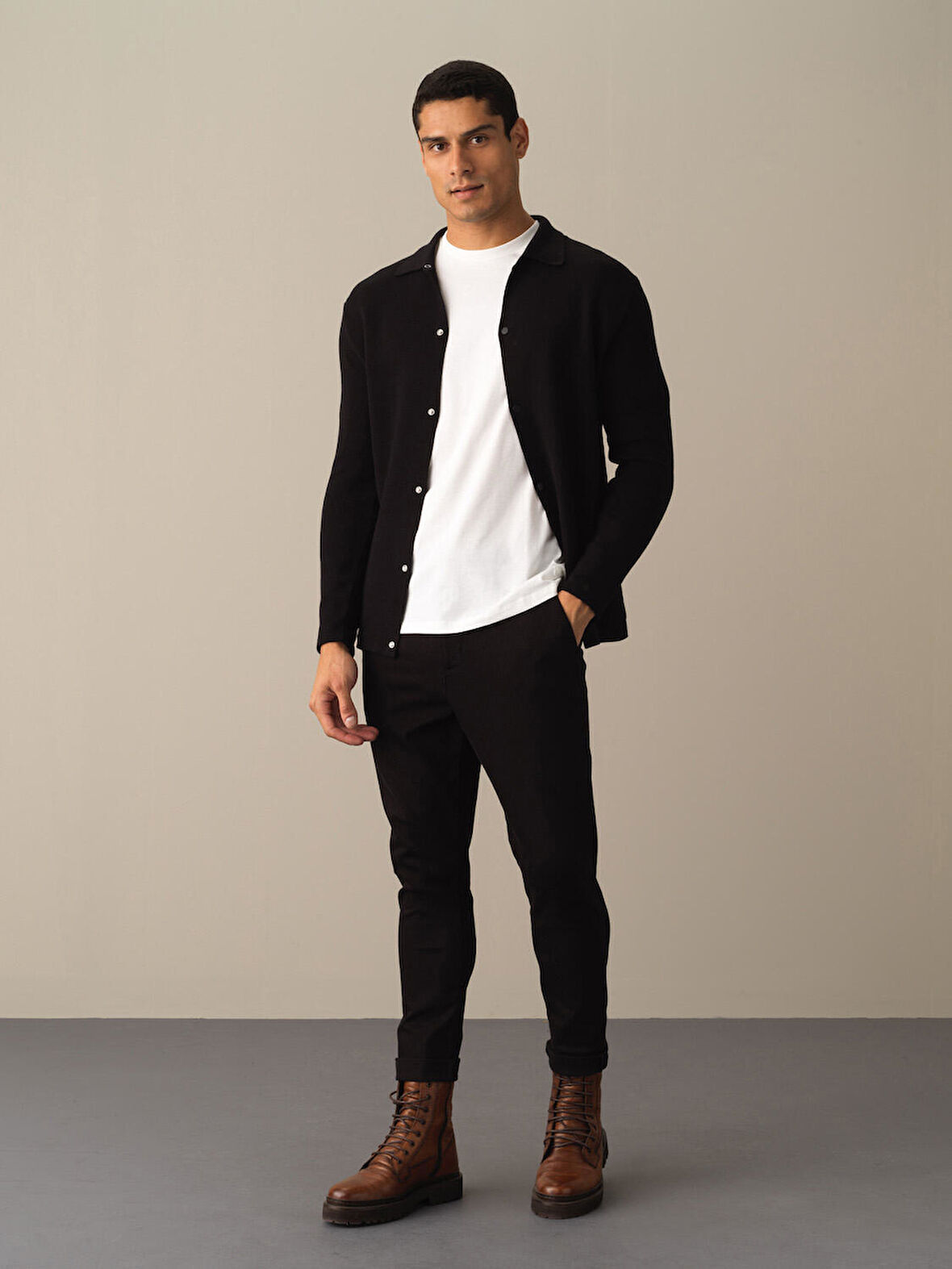 Xint Siyah Regular Fit Hırka