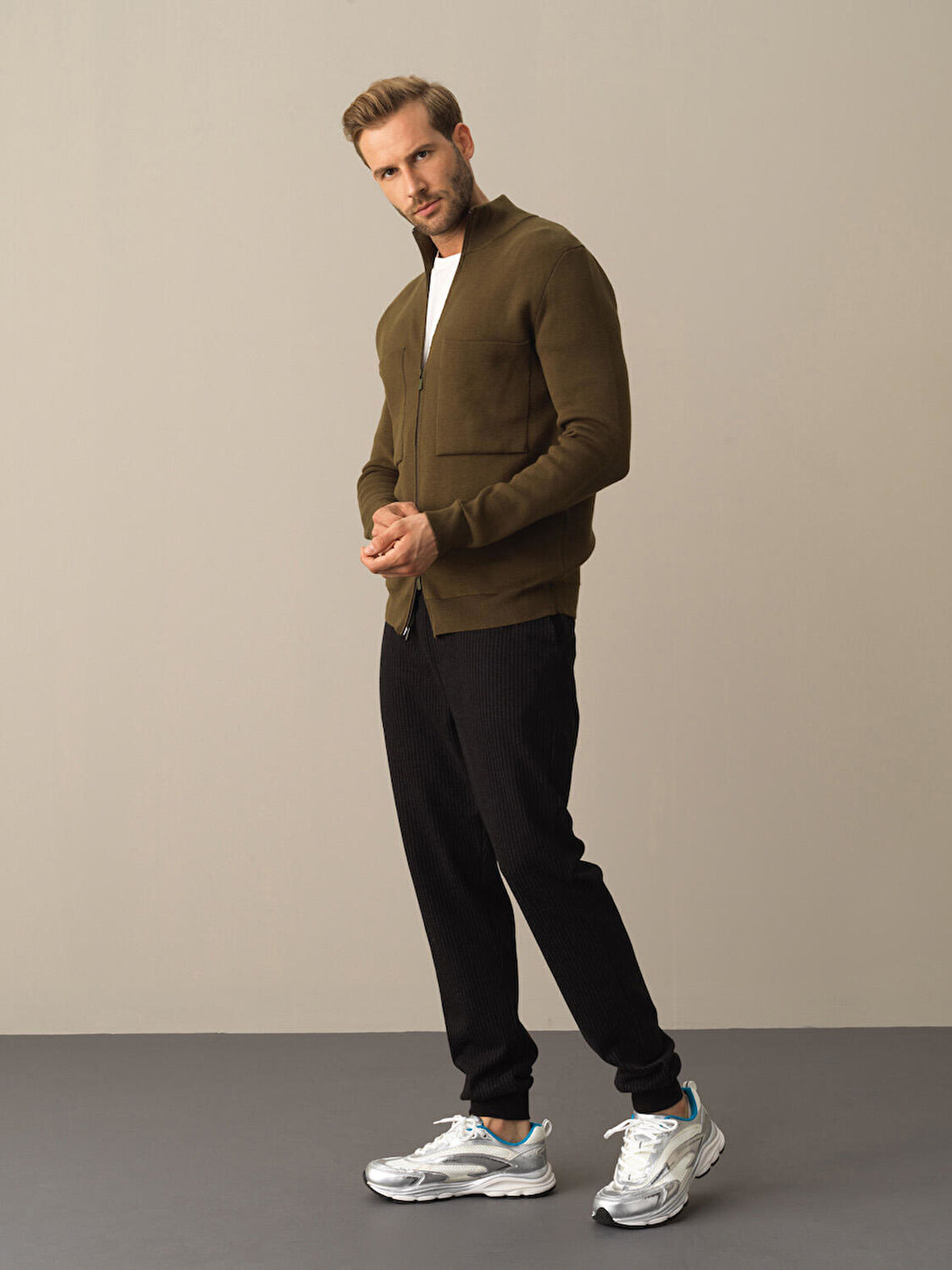 Xint Haki Oversize Cep Detaylı Hırka